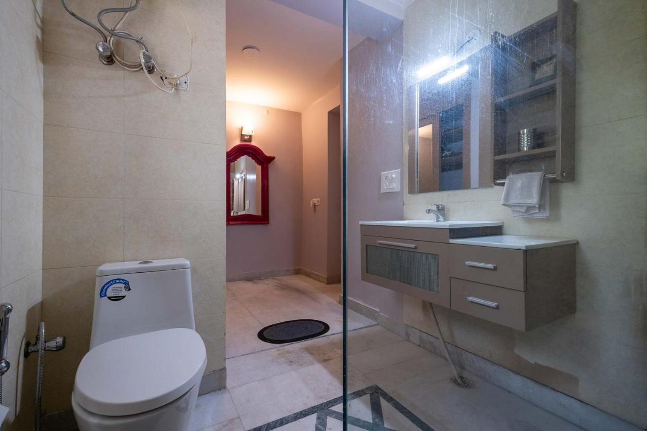 Stayvista At The Banyan Abode With Pool Table, Pet Friendly & Outdoor Pool Манесар Екстер'єр фото